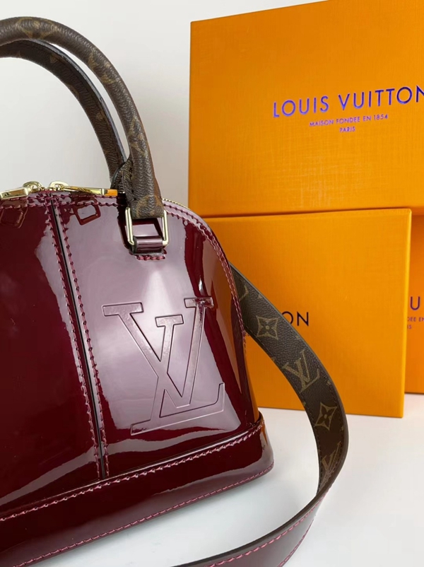 ルイヴィトンバッグ素材ディテール